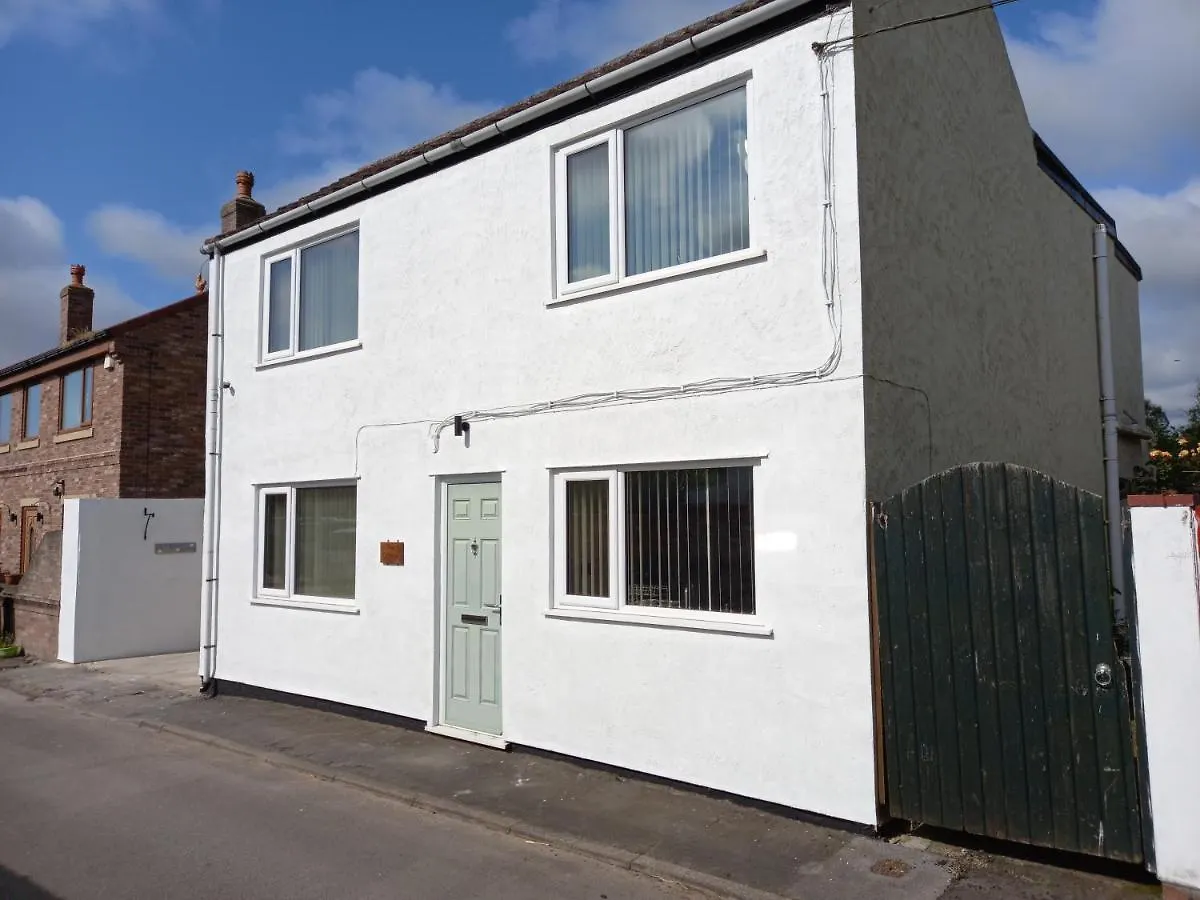 Casa vacanze Pet Friendly Beautiful Detached Cottage Close To Spurn Point, Easington And Withersea Kingston upon Hull